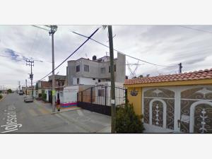 Casa en venta en Lomas de San Francisco Tepojaco, Cuautitlán Izcalli — foto 3 de 12