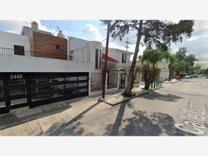 Casa en venta en Bosques de La Victoria, Guadalajara — foto 3 de 7