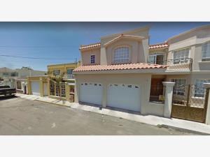 Casa en venta en Valle Dorado, Ensenada — foto 2 de 15
