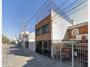 Casa en venta en Villa Verde, León — foto 3 de 14