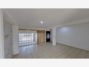 Casa en venta en La Martinica, Zapopan — foto 3 de 19