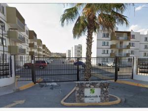 Departamento en remate en Eduardo Loarca Castillo, Querétaro, Querétaro