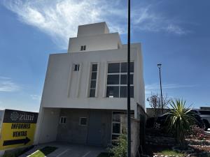 Casa en venta en El Manantial, Corregidora — foto 3 de 30