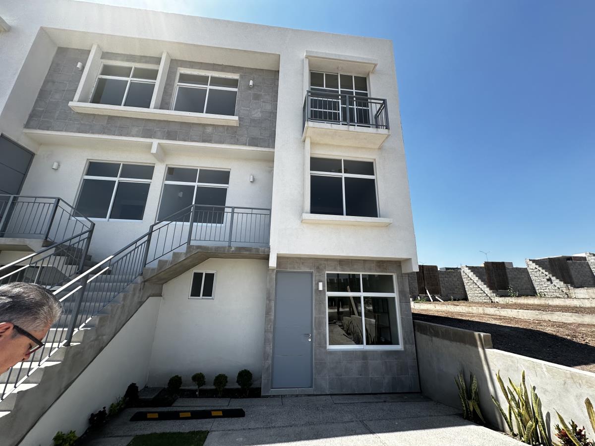 Departamento en venta en El Manantial, Corregidora — foto 1 de 23