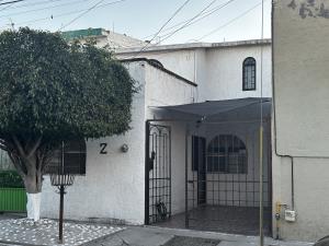 Casa en venta en El Pórtico, Corregidora — foto 2 de 32