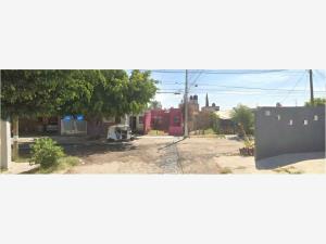 Casa en venta en Hacienda Santa Fe, Tlajomulco de Zúñiga — foto 2 de 4