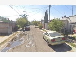 Casa en venta en Hacienda Santa Fe, Tlajomulco de Zúñiga — foto 2 de 4