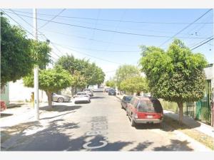 Casa en venta en Hacienda Santa Fe, Tlajomulco de Zúñiga — foto 2 de 4