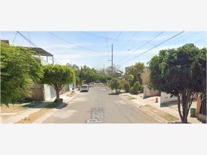 Casa en venta en Hacienda Santa Fe, Tlajomulco de Zúñiga — foto 3 de 4