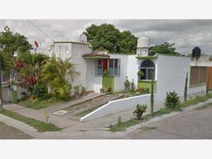 Casa en remate en Real Centenario, Villa de Álvarez, Colima
