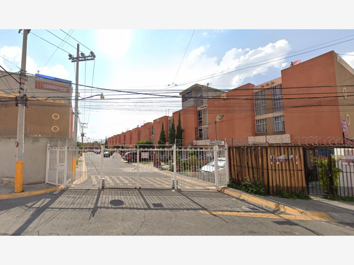 Casa en venta en Los Héroes Tecámac II, Tecámac — foto 1 de 18