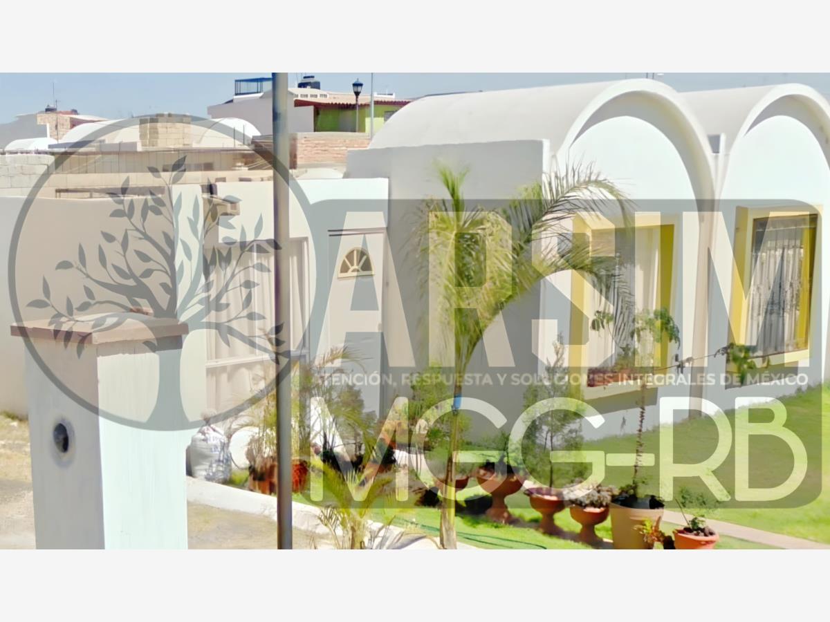 Casa en venta en Geovillas La Arbolada, Tlajomulco de Zúñiga — foto 1 de 45