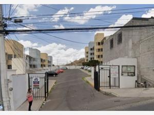 Departamento en remate en Jardines de Santiago, Querétaro, Querétaro