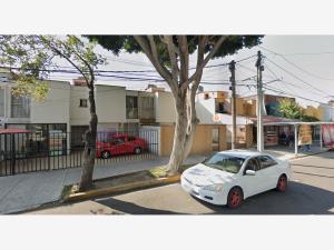 Casa en venta en Villa Coapa, Tlalpan — foto 3 de 6