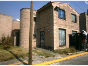 Casa en venta en Alfredo del Mazo, Ixtapaluca — foto 2 de 6