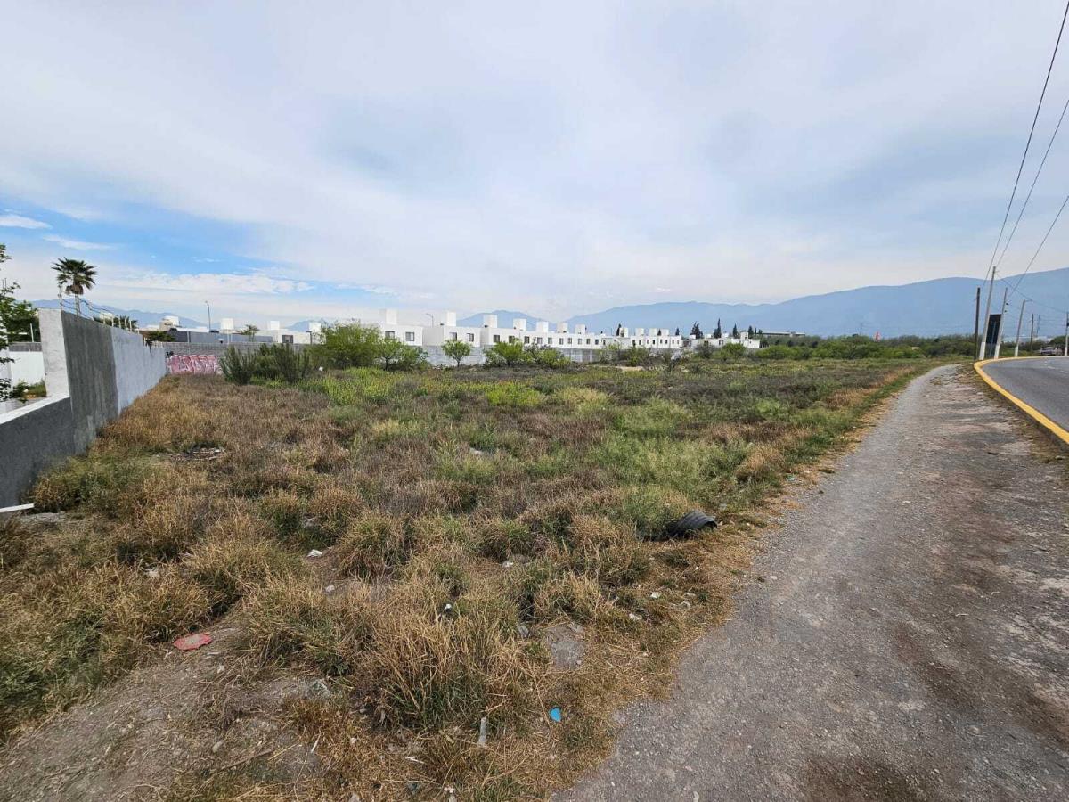 Terreno en renta en Luis Donaldo Colosio, Saltillo — foto 1 de 7