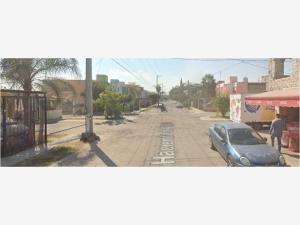 Casa en venta en Villas de La Hacienda, Tlajomulco de Zúñiga — foto 2 de 4