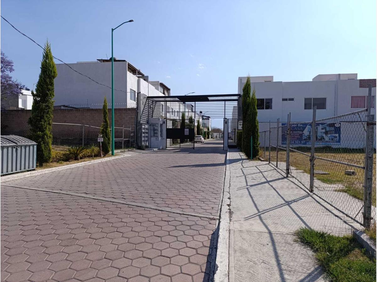 Terreno en venta en San Francisco Ocotlán (Ocotlán), Coronango — foto 1 de 6