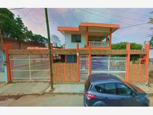 Casa en venta en Cuauhtémoc, Minatitlán — foto 2 de 7