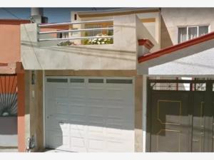 Casa en venta en Izcalli Cuauhtémoc IV, Metepec — foto 2 de 8