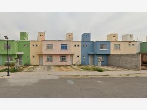 Casa en Ferrocarriles Sección Rinconada Santa Anita, Querétaro, Querétaro