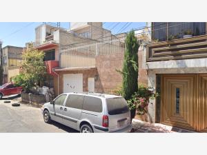 Casa en venta en Martires de Rio Blanco, Gustavo A. Madero — foto 3 de 7