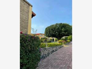 Casa en venta en Burgos Bugambilias, Temixco — foto 2 de 16
