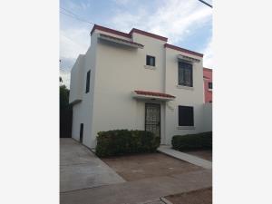 Casa en venta en Las Palmas, Culiacán — foto 3 de 25