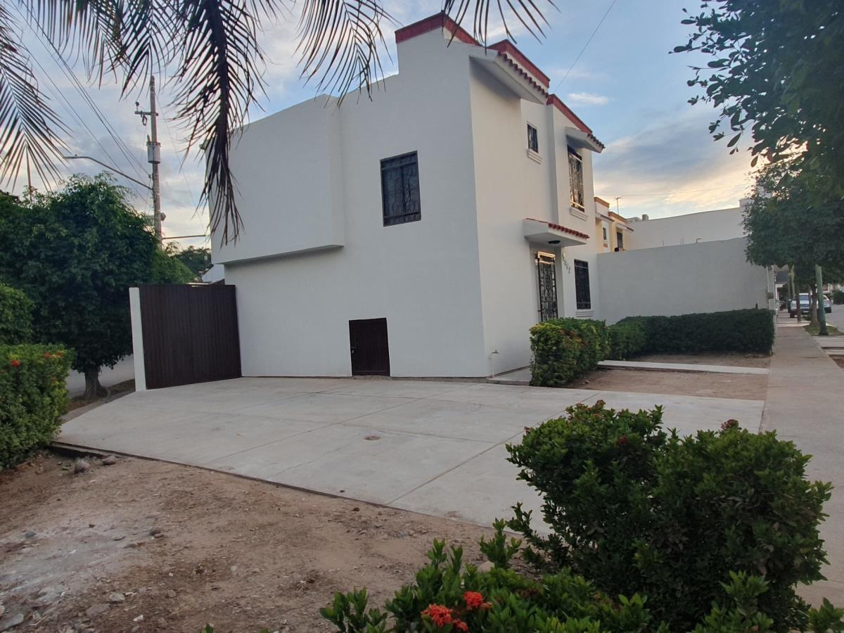 Casa en venta en Las Palmas, Culiacán — foto 1 de 25