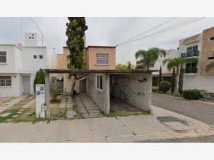Casa en Ferrocarriles Sección Rinconada Santa Anita, Querétaro, Querétaro
