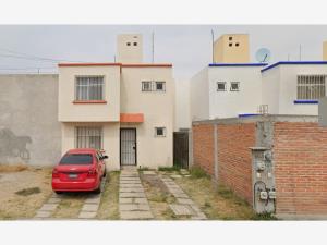 Casa en Ferrocarriles Sección Rinconada Santa Anita, Querétaro, Querétaro