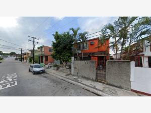 Casa en venta en Insurgentes, Tampico — foto 3 de 12