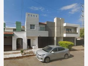 Casa en venta en La Campiña, Culiacán — foto 3 de 14