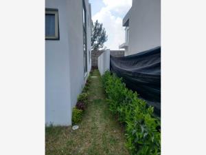 Casa en venta en Condado del Valle, Metepec — foto 3 de 36