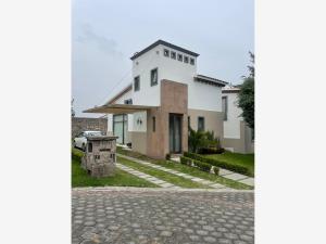 Casa en venta en Condado del Valle, Metepec — foto 2 de 26