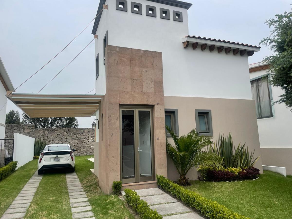 Casa en venta en Condado del Valle, Metepec — foto 1 de 26