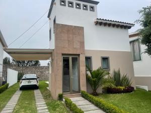 Casa en venta en Condado del Valle, Metepec, México