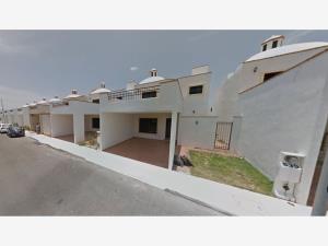 Casa en Gran Santa Fe, Mérida, Yucatán