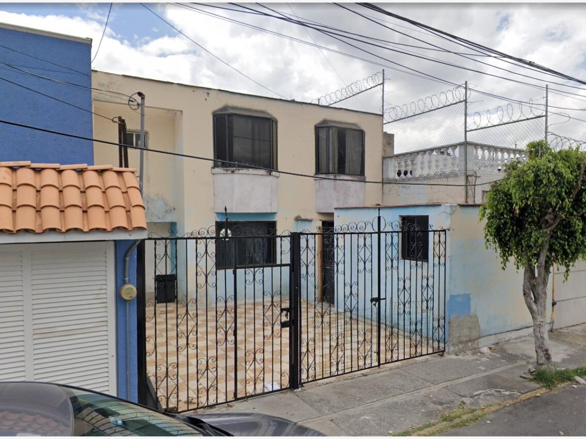 Casa en venta en Boulevares, Naucalpan de Juárez — foto 1 de 9