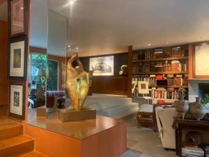 Casa en venta en Bosque de las Lomas, Miguel Hidalgo — foto 2 de 23