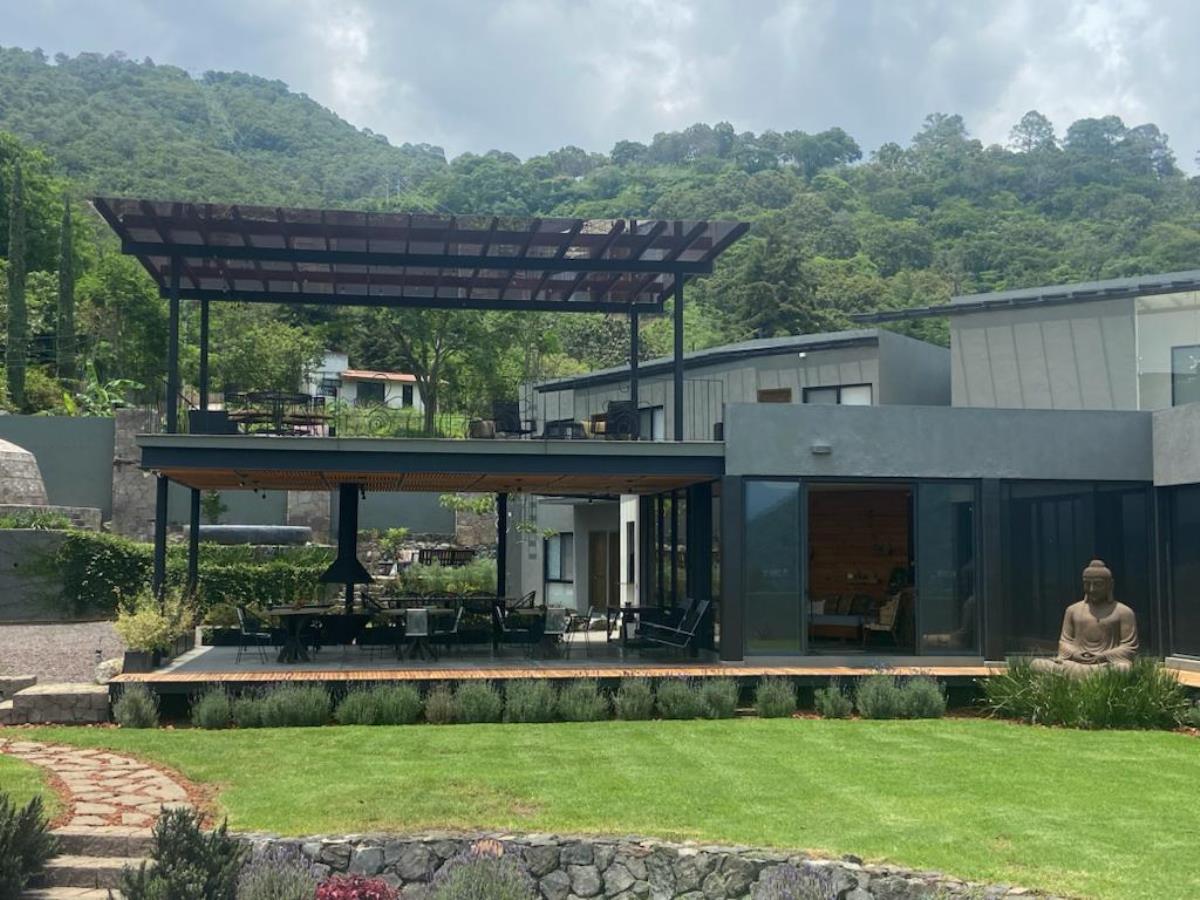 Casa en venta en El Arco, Valle de Bravo — foto 1 de 29