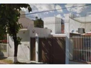 Casa en remate en Villas del Descanso, Jiutepec, Morelos