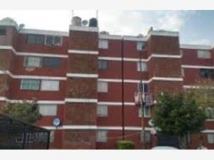 Departamento en remate en Potrero la Laguna 1a Sección, Coacalco de Berriozábal, México