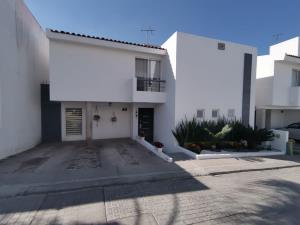 Casa en venta en Balcones de Vista Real, Corregidora, Querétaro