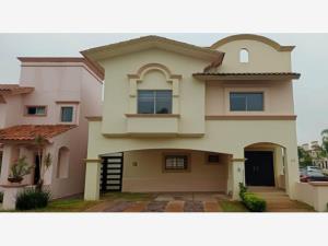 Casa en venta en Villa California, Tlajomulco de Zúñiga — foto 2 de 8