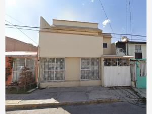 Casa en venta en Parque Residencial Coacalco 1a Sección, Coacalco de Berriozábal — foto 2 de 8