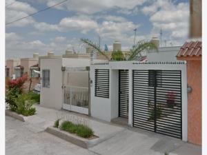 Casa en venta en Paseos de la Providencia, San Francisco de los Romo — foto 2 de 15