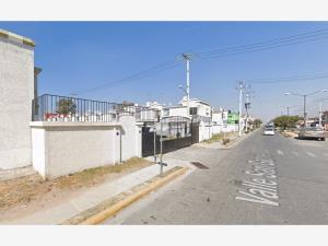 Casa en venta en Valle San Pedro Urbi Villa del Campo, Tecámac — foto 2 de 17