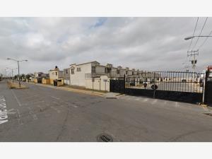 Casa en venta en Valle San Pedro Urbi Villa del Campo, Tecámac — foto 3 de 17