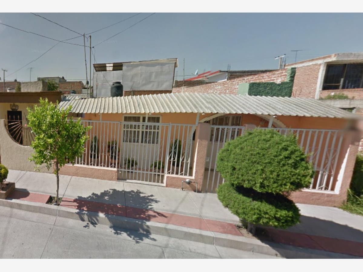 Casa en venta en La Carmona, León — foto 1 de 11